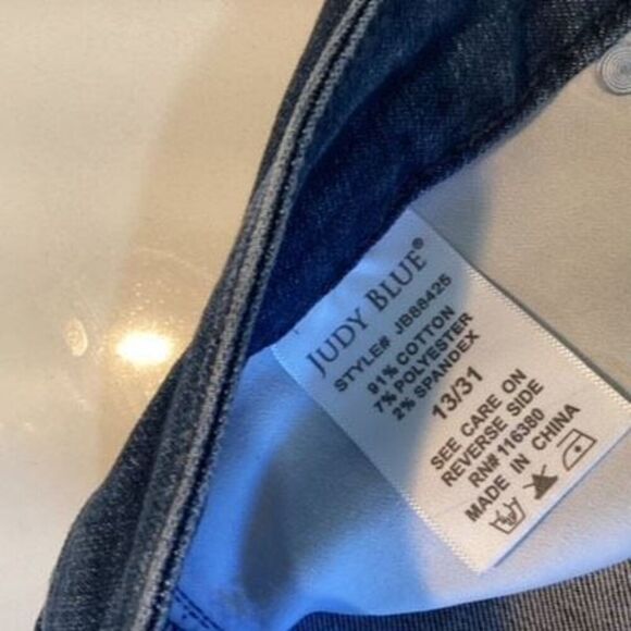 Judy Blue High Rise Tummy Control Sz 13/31 (14) Stretch Frayed Ankle - Picture 5 of 7